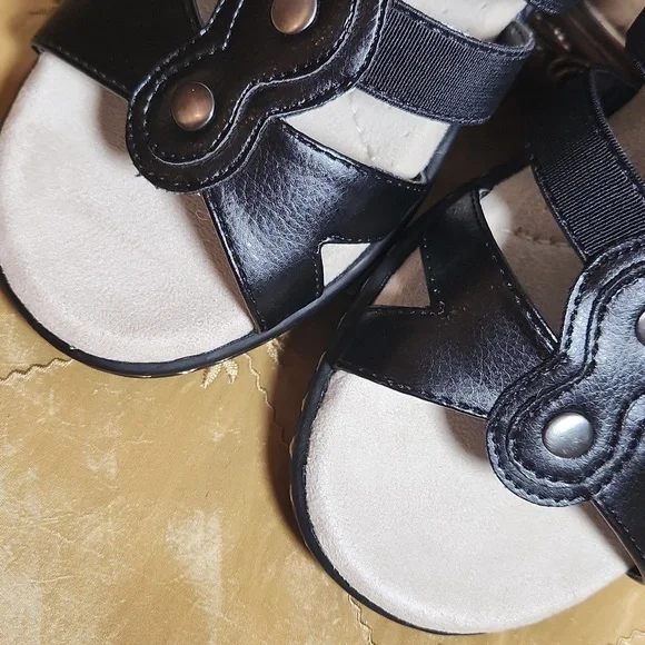 Croft&Borrow Black Depot Sandals Size 8 - Picture 11 of 11